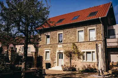 Das Gebäude in dem sich das Hotel befindet
