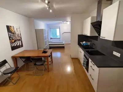 Küche/Küchenzeile in der Unterkunft City Central Apartment