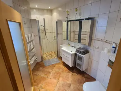 Ein Badezimmer in der Unterkunft City Central Apartment