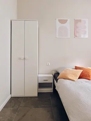 Ein Bett oder Betten in einem Zimmer der Unterkunft Ferienwohnung, Monteur-Appartment R22