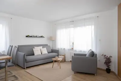 Ein Sitzbereich in der Unterkunft Ferienwohnung Rheinauen