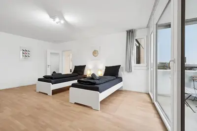 Ein Sitzbereich in der Unterkunft OH05 Apartment in Flughafennähe!