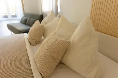 Ein Sitzbereich in der Unterkunft HUGOS Studio Apartment