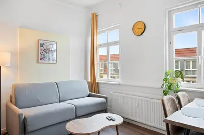 Ein Sitzbereich in der Unterkunft BackHome - SUITE L - Parkhaus - Fantastische Schlosslage - SmartTV - Waschmaschine - Netflix - 50qm - 24h Checkin- Apartment 3