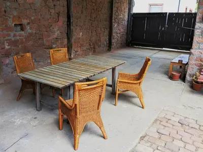 Ein Patio oder anderer Außenbereich in der Unterkunft Schönes, geräumiges Zuhause