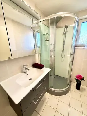 Ein Badezimmer in der Unterkunft Komforthaus Gartenfreude