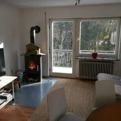 Ruhige 4-Zi-Wohnung mit großem Balkon und Blick ins Grüne
