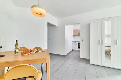 Küche/Küchenzeile in der Unterkunft Olivia -Einzigartiges Wohnerlebnis in Kaiserslauterns Herz