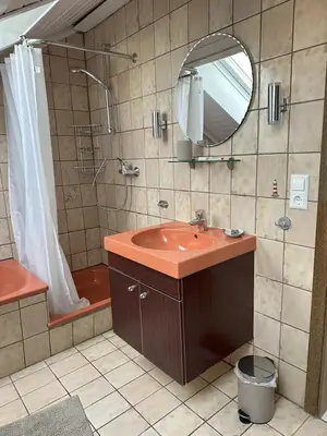 Ein Badezimmer in der Unterkunft Ferienwohnung Löchgau