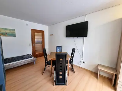 TV/Unterhaltungsangebot in der Unterkunft Bew Monteurzimmer - Karlsbad