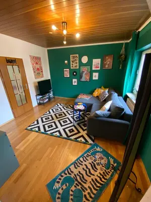 Ein Sitzbereich in der Unterkunft Schöne zentrale 2 Zimmer Wohnung