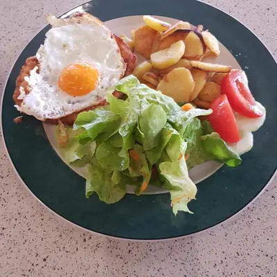 Essen im Hotel oder in der Nähe