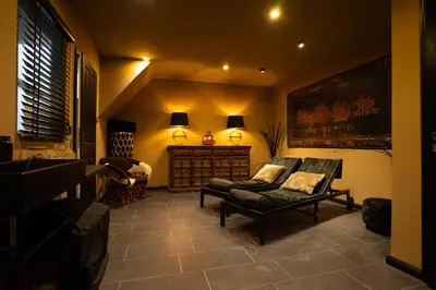 Ein Sitzbereich in der Unterkunft The Hampton Hock's - Wellness & Wine