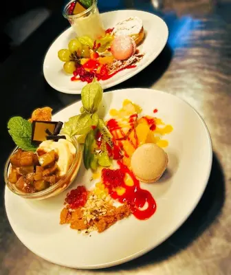 Essen im Hotel oder in der Nähe