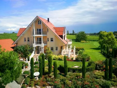 Ein Garten an der Unterkunft Villa Toskana