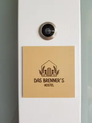 Ein Zertifikat, Auszeichnung, Logo oder anderes Dokument, das in der Unterkunft Ferienwohnung 'dasBRENNERs' ausgestellt ist