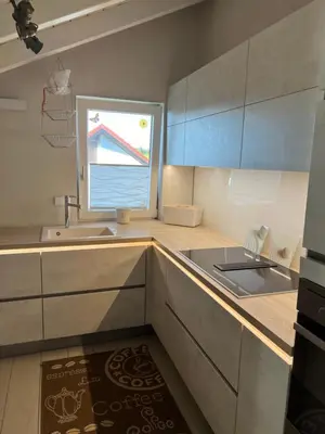 Küche/Küchenzeile in der Unterkunft Spacy 3 Bedroom plus Sleeping couch Apartment Work&Travel close to Heidelberg