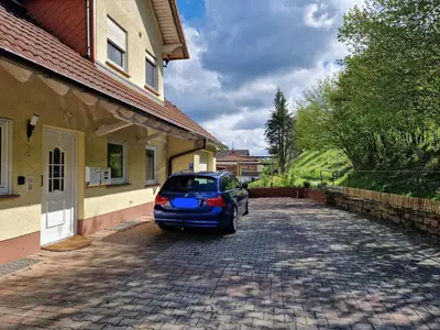 Das Gebäude in dem sich die Ferienwohnung befindet