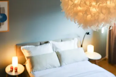 Ein Bett oder Betten in einem Zimmer der Unterkunft namastay! City-Apartment in Bestlage