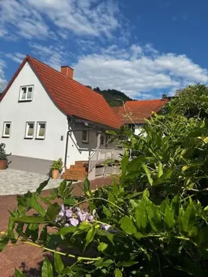 Das Gebäude in dem sich die Ferienwohnung befindet