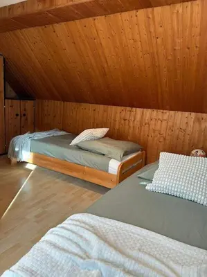 Ein Bett oder Betten in einem Zimmer der Unterkunft Casita grün