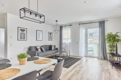 Ein Sitzbereich in der Unterkunft Elegantes 2 Zimmer Apartment Top Lage
