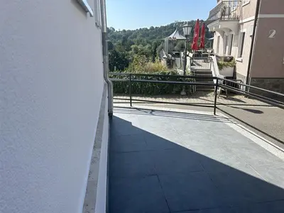 Ein allgemeiner Bergblick oder ein Berglick von der Ferienwohnung aus