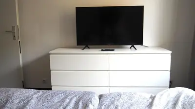 TV/Unterhaltungsangebot in der Unterkunft Möblierte Wohnung Nähe BASF Ludwigshafen/Mannheim mit Privatparkplatz