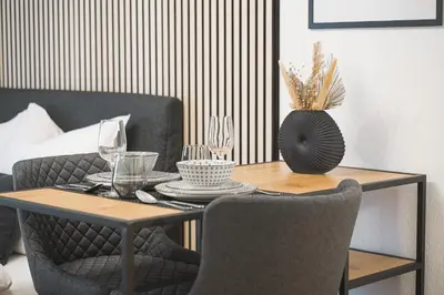 Ein Sitzbereich in der Unterkunft Nähe Hauptbahnhof, Kingsize Bett, H-Office, Netflix