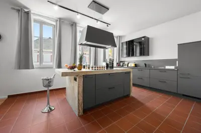 Küche/Küchenzeile in der Unterkunft LiT LiVING Grünstadt - Luxury- style Boutique Apartments