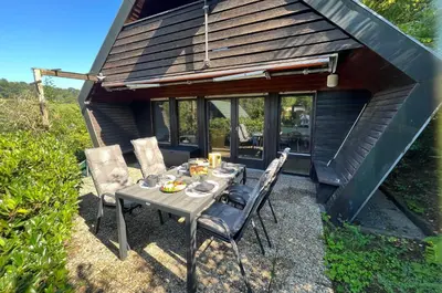 Ein Garten an der Unterkunft Hidden Cottage Odenwald