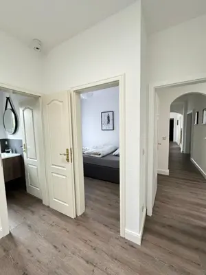 Ein Bett oder Betten in einem Zimmer der Unterkunft 220 qm Penthouse Wohnung mit Fahrstuhl - ohne SPA