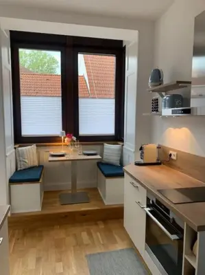 Küche/Küchenzeile in der Unterkunft Charmante Altbauwohnung