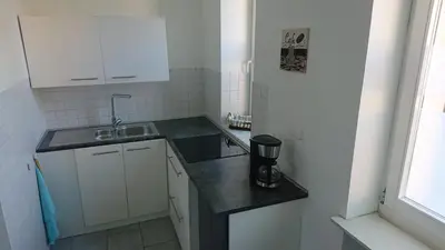 Küche/Küchenzeile in der Unterkunft Ferienwohnung Weinstraßenmitte