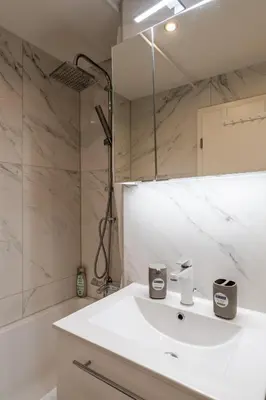 Ein Badezimmer in der Unterkunft Kaffeehof 3