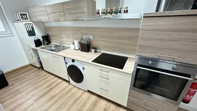 Küche/Küchenzeile in der Unterkunft Das Loft - Sauna - 4 Schlafzimmer - 2 Bäder - Stadtmitte - 2 Parkplätze