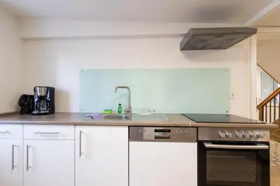 Küche/Küchenzeile in der Unterkunft Haus zu mieten im schönen Sulzheim Wörrstadt
