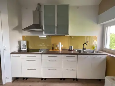 Küche/Küchenzeile in der Unterkunft Gemütliche Dachwohnung am Tor zum Schwarzwald