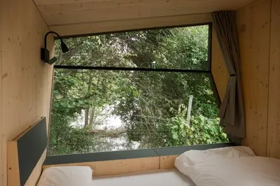 Ein Bett oder Betten in einem Zimmer der Unterkunft Sleep Space 2 - Green Tiny Spot Südpfalz