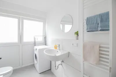 Ein Badezimmer in der Unterkunft nJoy! Central & Pleasant Pforzheim - Balkon