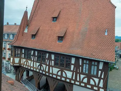 Das Gebäude in dem sich die Ferienwohnung befindet