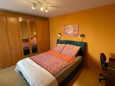 Ein Bett oder Betten in einem Zimmer der Unterkunft 2 Zimmer FeWo Schwetzingen zwischen Mannheim und Heidelberg