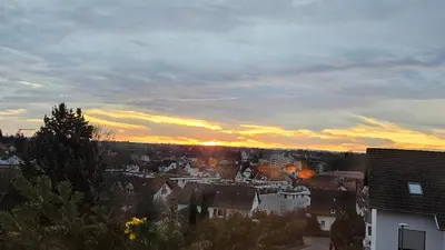 Blick auf den Sonnenuntergang/Sonnenaufgang von der Ferienwohnung aus oder aus der Nähe