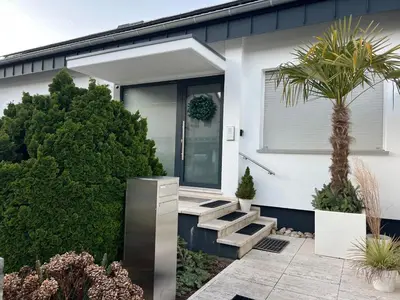 Ein Garten an der Unterkunft schönes Studio für Ihren Kurzurlaub in Miltenberg