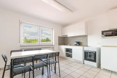Küche/Küchenzeile in der Unterkunft Monteurapartment I 8 Betten I Küche I Waschmaschine I Balkon