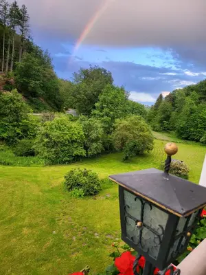 Ein Garten an der Unterkunft Pension Kostera 1 OG