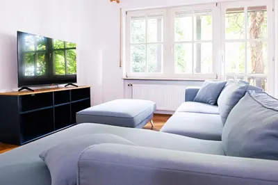 TV/Unterhaltungsangebot in der Unterkunft Moderne Loft-Wohnung im Herzen von Karlsruhe 68m2 1 OG