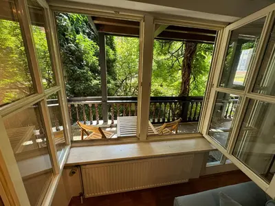 Ein Balkon oder eine Terrasse in der Unterkunft Moderne Loft-Wohnung im Herzen von Karlsruhe 68m2 1 OG