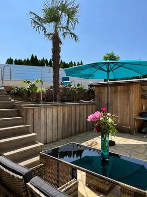 Der Swimmingpool an oder in der Nähe von City Chillout Heidelberg Appartement with Sauna & Pool