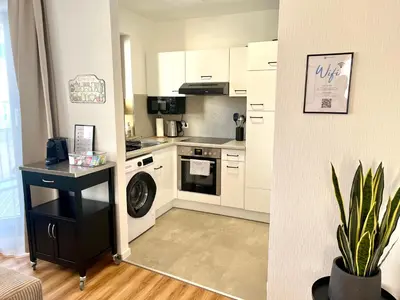 Küche/Küchenzeile in der Unterkunft L5 City Studio Apartment